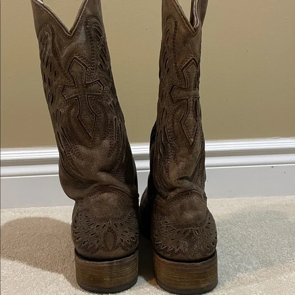 Brown Western Cowboy Boots - Picture 7 of 10